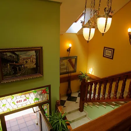 Guest house El Iso 3*